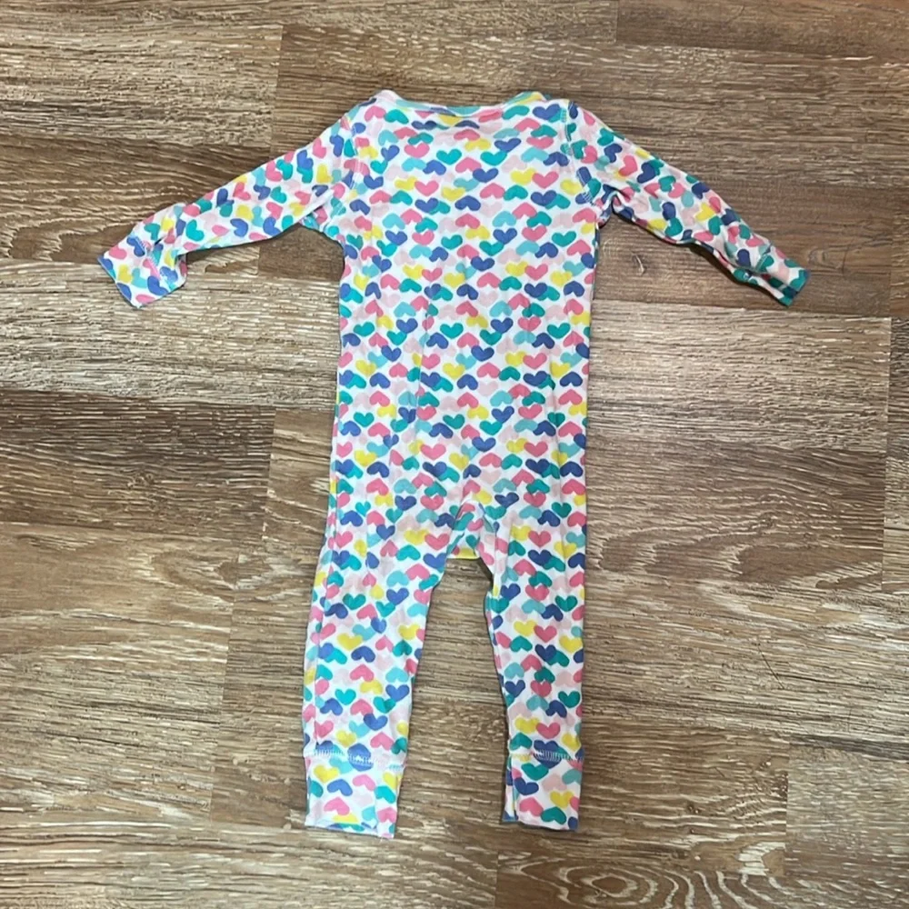 Carter’s heart, baby girl, onesie, nine months